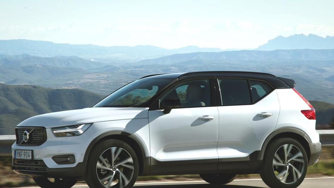 The Volvo XC40 compact crossover was all new for 2018, and comes with a starting price of $33,200. There are three trim levels, topping out at $39,750 (plus freight and options). This is the midlevel R-Design model with contrast roof.