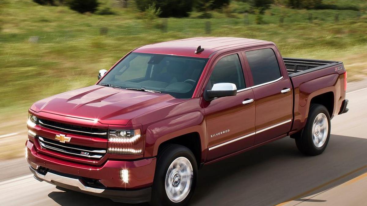 This is the 2017 Chevrolet Silverado 1500 LTZ Z71 Cew Cab model with the short cargo bed. With four-wheel drive and a special suspension, the Z71 is optimized for off-road driving in a variety of conditions and road surfaces.
