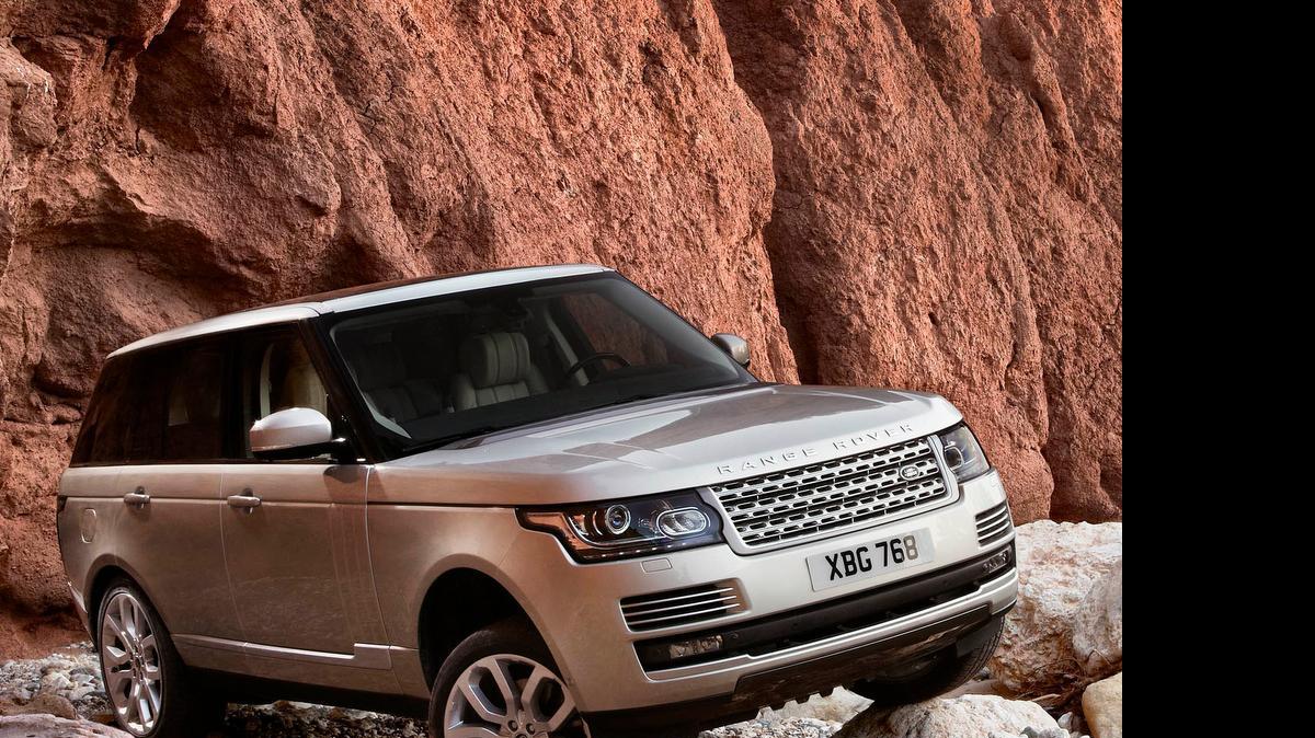 
Prices for the 2015 Range Rover luxury sport utility vehicle range from $83,495-$142,995, plus $925 freight. 
