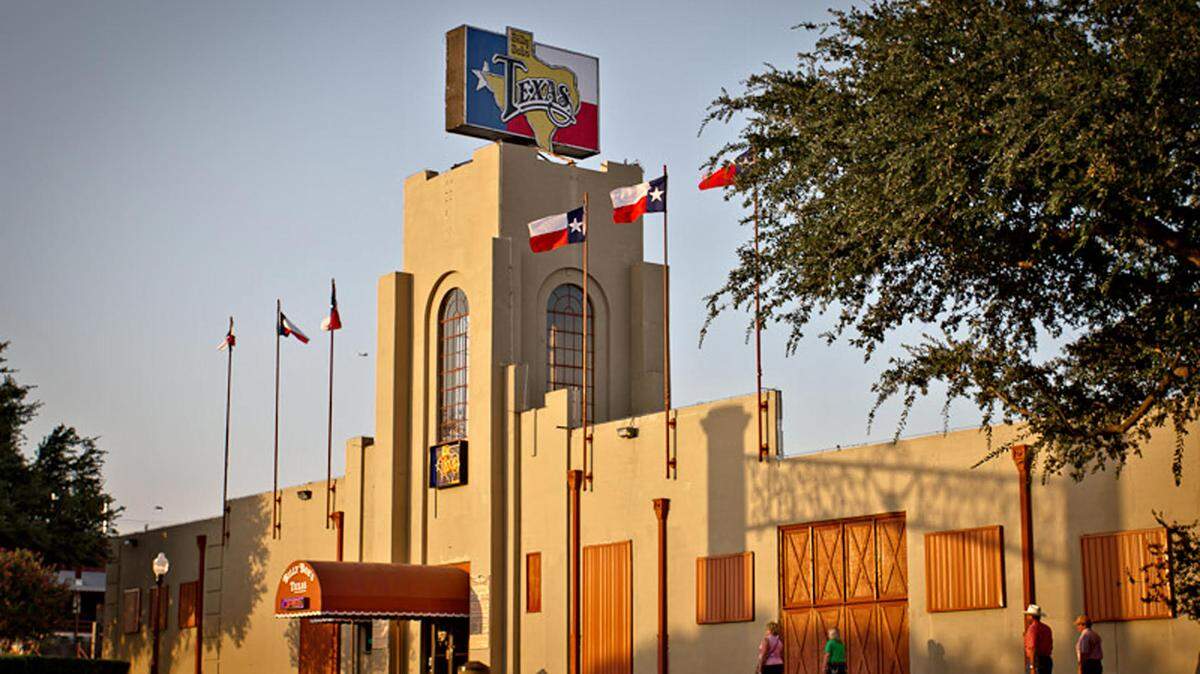 Billy Bob’s Texas is planning to reopen as a restaurant. General Manager Marty Travis said he’s confident the permit will be approved.
