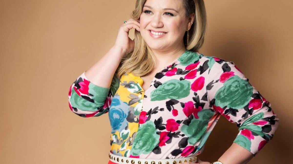 In this March 4, 2015 file photo, Kelly Clarkson poses for a portrait to promote her album "Piece by Piece" in New York.