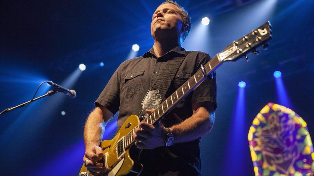 Jason Isbell performs with his band, the 400 Unit, at the South Side Ballroom in Dallas on Feb. 16, 2016.