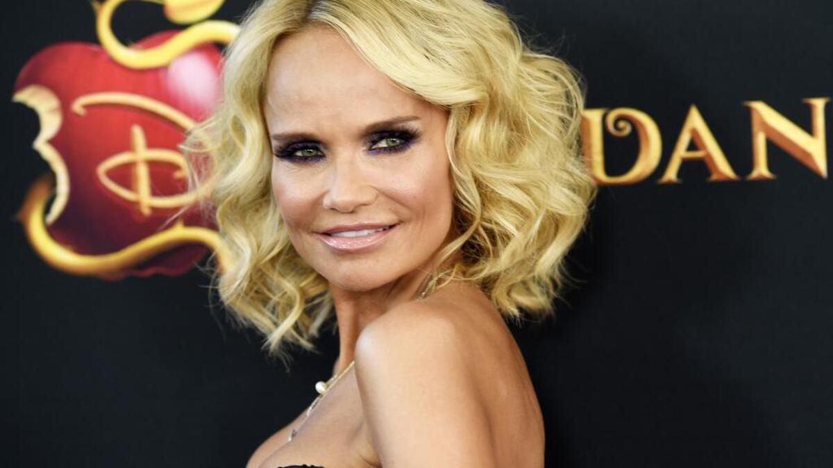 Tony winner Kristin Chenoweth will bring her tour to Dallas.