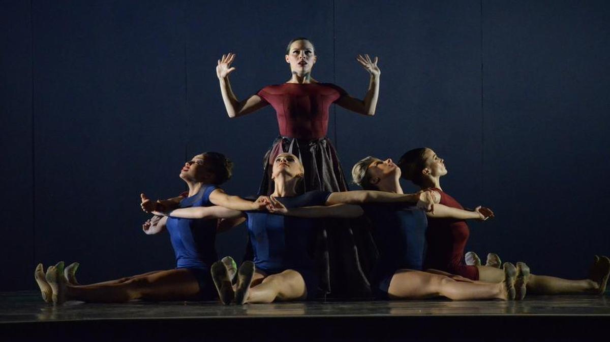 Ballet Concerto performs choreographer Elise Lavallee’s “Ebb and Flow.”