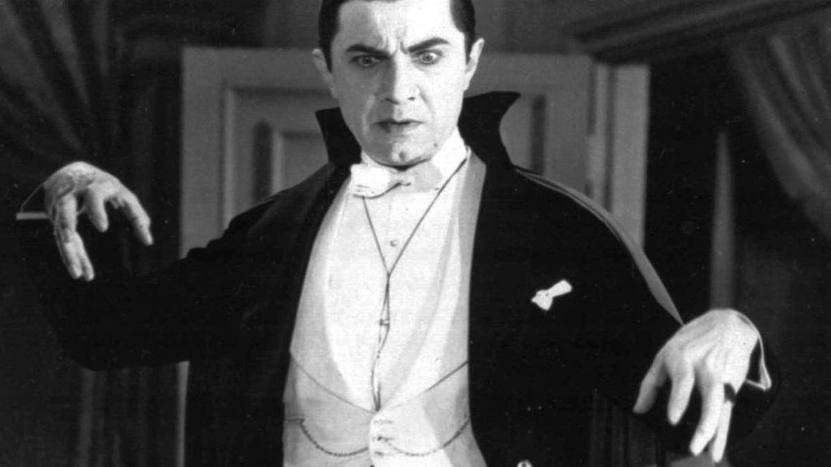  Bela Lugosi portrays the fabled count in the classic 1931 film  Dracula .