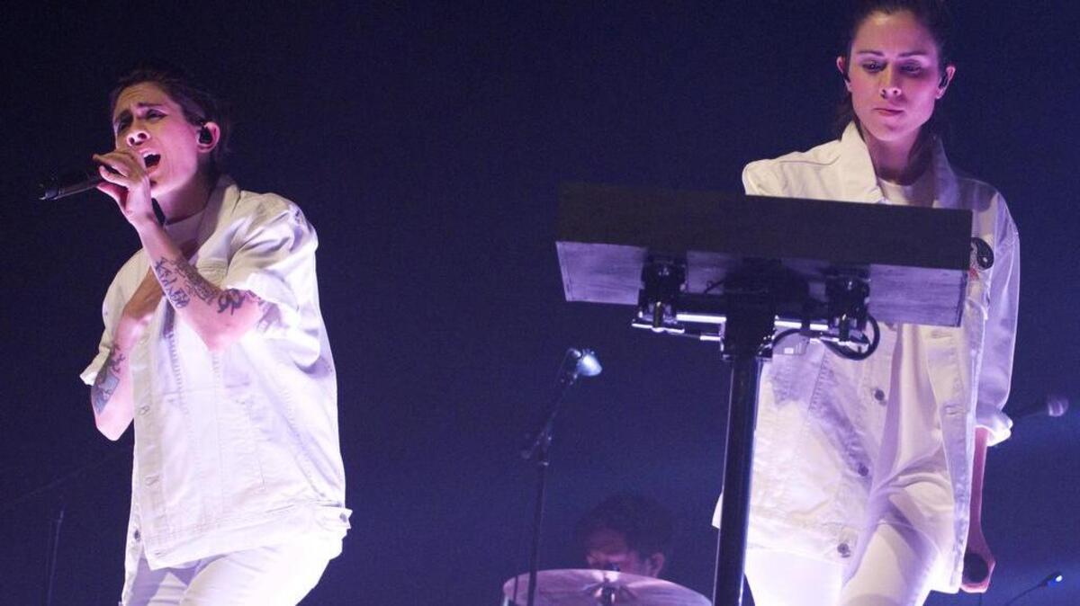 Tegan and Sara perform to a packed Majestic Theatre on Sept. 15, 2016.