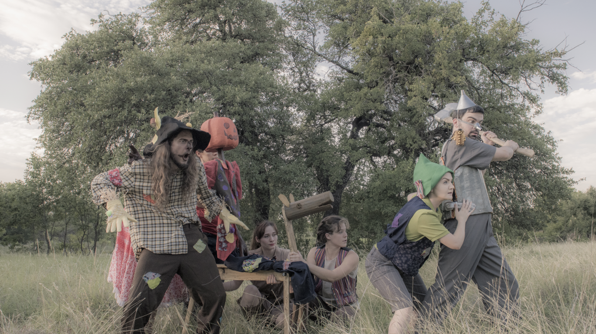 The cast of Hip Pocket’s “The Land of Oz,” which is enhanced onstage by some magical puppetry.