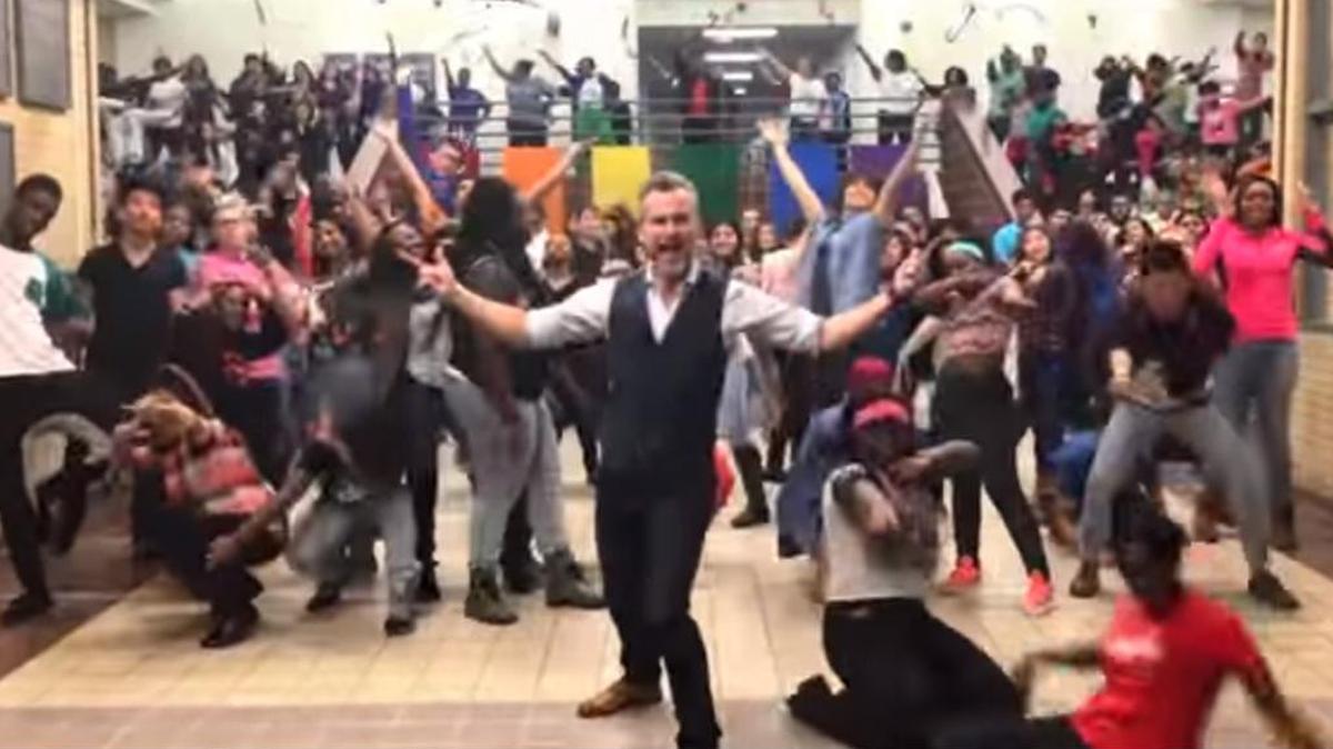 Dallas Scot Pankey and his A. Maceo Smith New Tech High School students show how good it is to be alive and cover Andy Grammer’s Good to be Alive (Hallelujah)