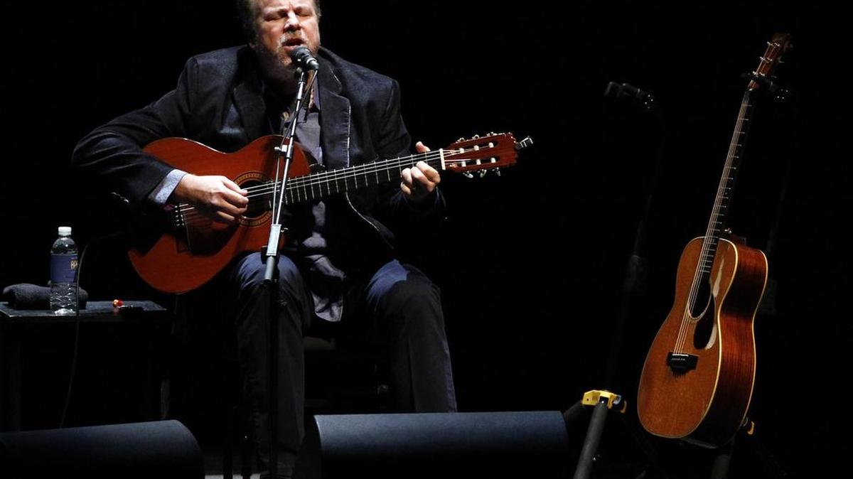 Robert Earl Keen is a Christmastime regular in Dallas-Fort Worth.