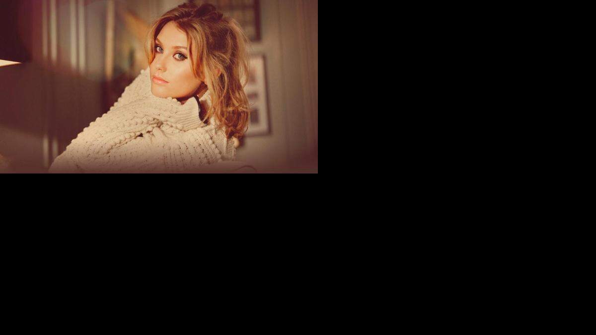 
Ella Henderson
