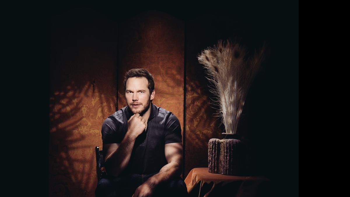 
In the film, Pratt plays a Velociraptor trainer. 


