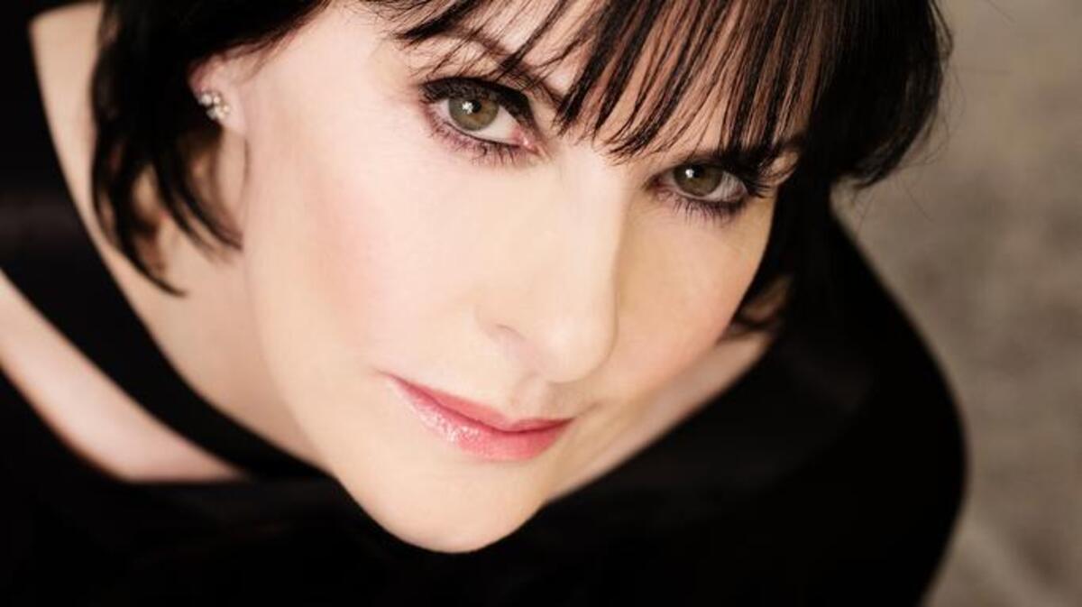 Enya