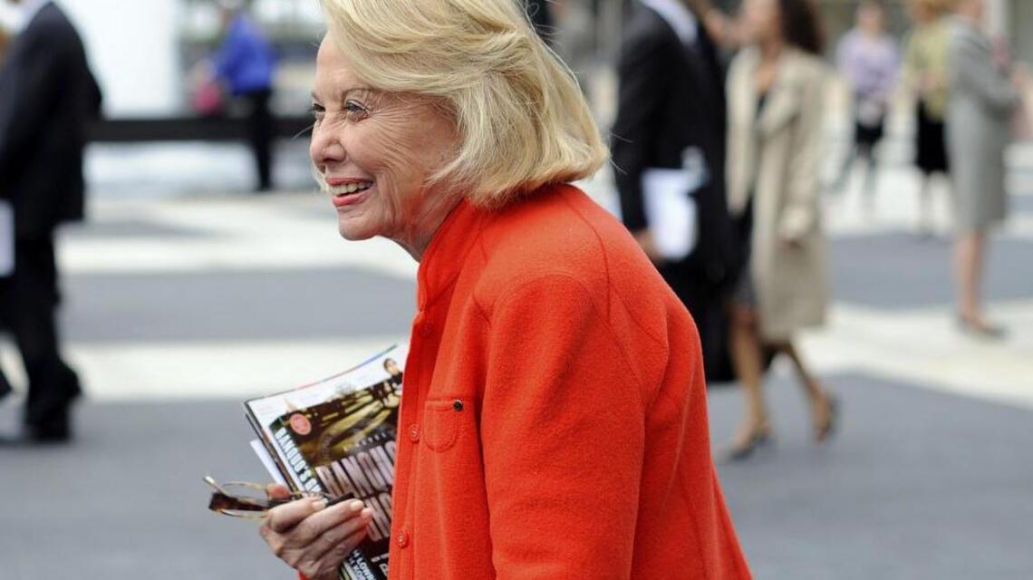 Fort Worth native Liz Smith, longtime queen of tabloid gossip columns, dies at 94