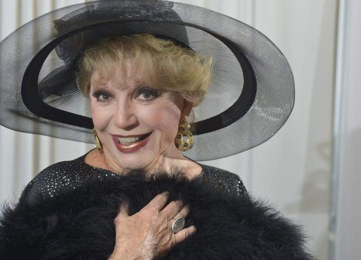 Popular actress Ruta Lee starred as Truvy in “Steel Magnolias” at Casa Manana in February 2015.