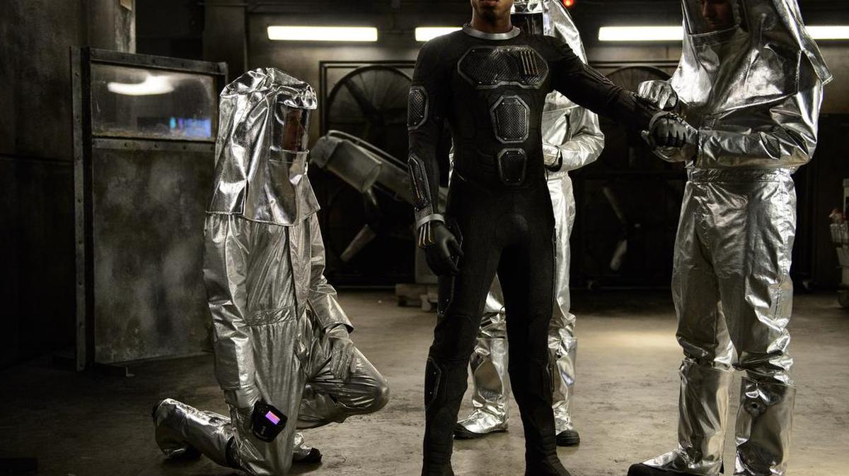
Johnny Storm's (Michael B. Jordan) new powers have scientists searching for answers. 
