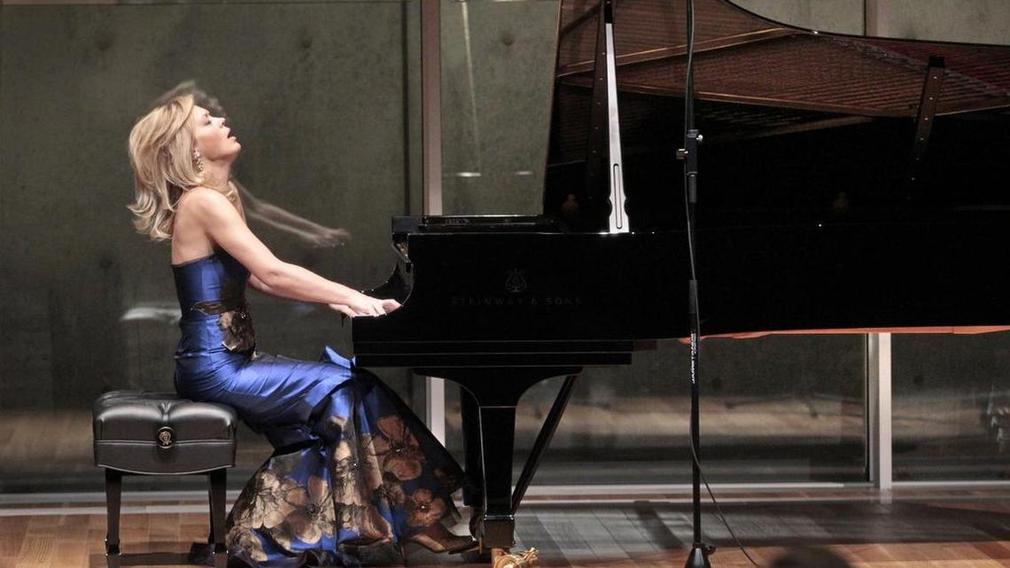 Van Cliburn gold medalist Olga Kern plays a concert in the new Piano Pavilion Auditorium at the Kimbell Museum on Thursday, January 23, 2014. (Star-Telegram/Ron T. Ennis)