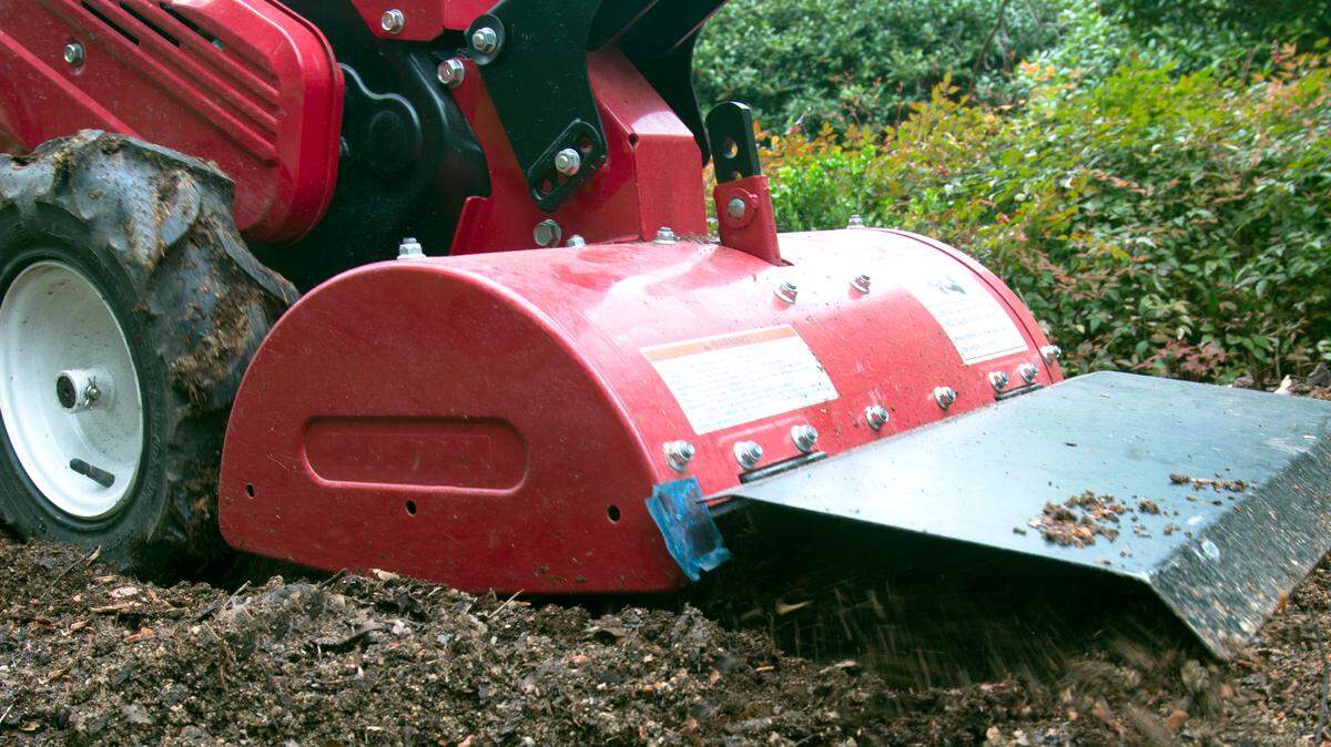Rear tine rototiller does the best job of pulverizing clay soil.