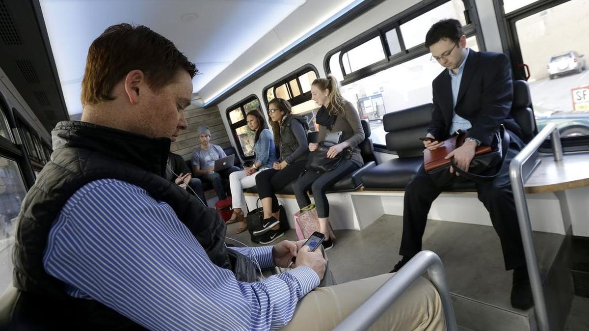 Offering your bus seat to a stranger in need is just the courteous thing to do, Miss Manners says.