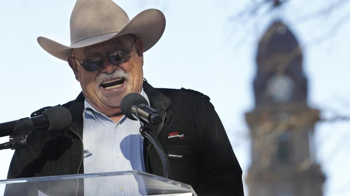 Actor Barry Corbin, who played Roscoe Brown in Lonesome Dove, reads an excerpt from Larry McMurtry’s novel on Jan. 15, 2016 in Fort Worth.