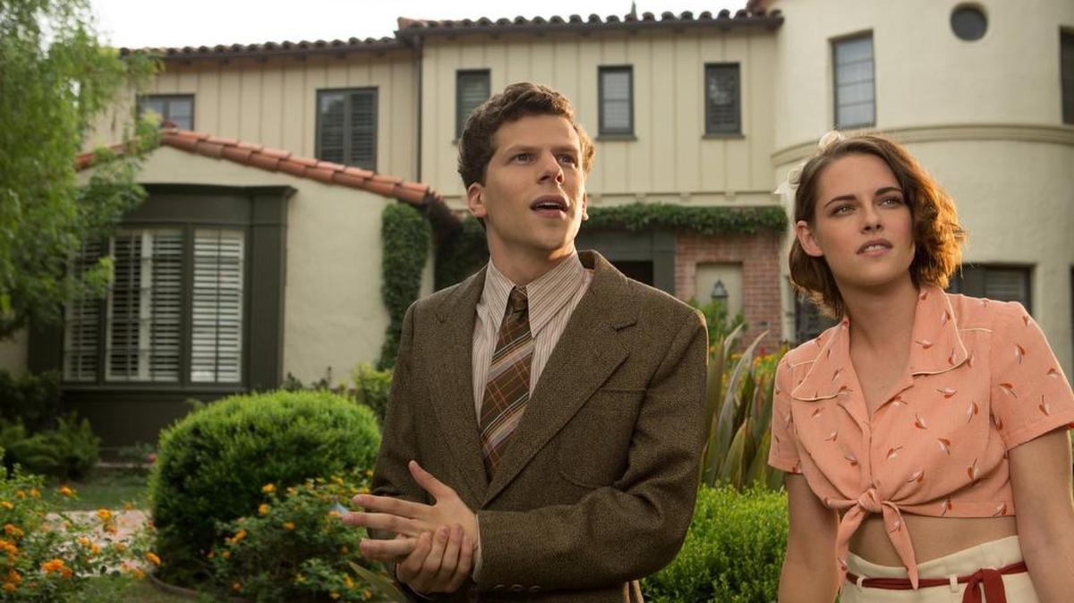 Jesse Eisenberg and Kristen Stewart in ‘Cafe Society’