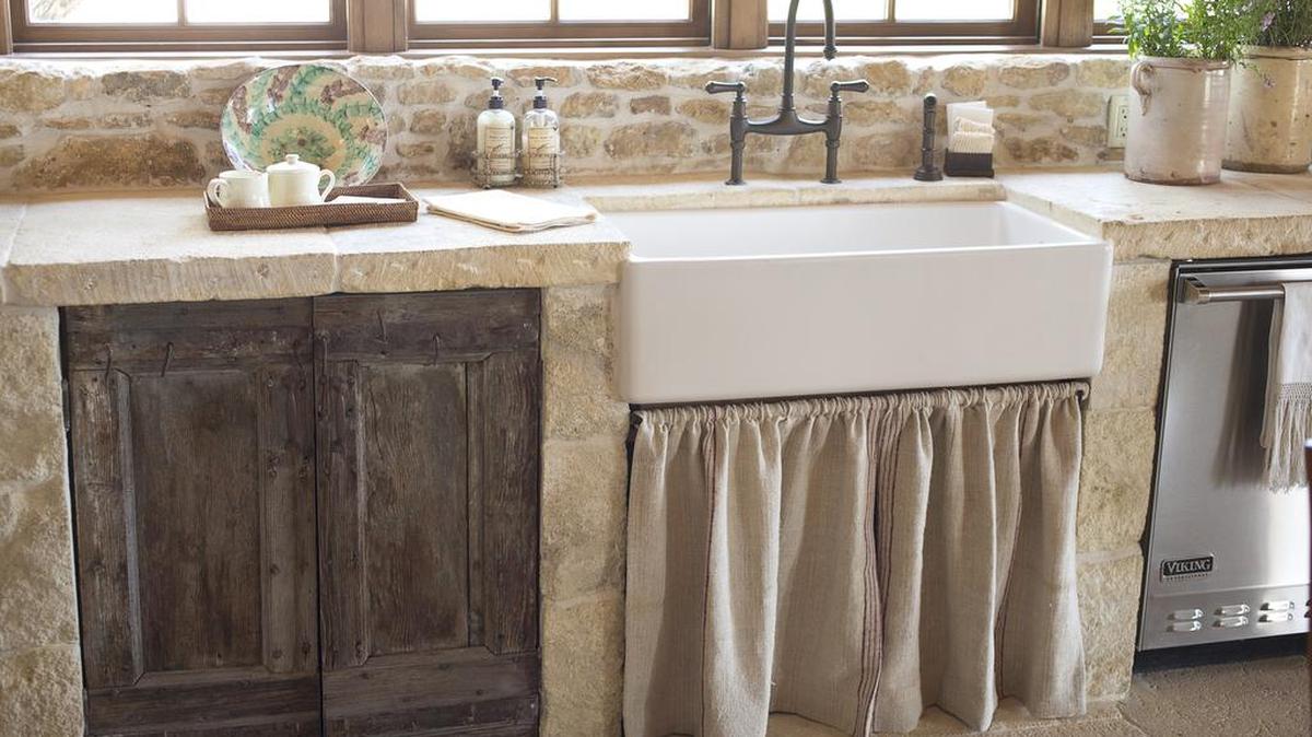 You get to decide the etiquette in your kitchen, and that includes eating over the sink.