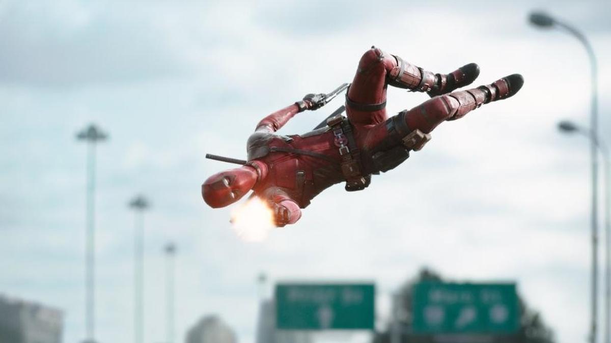 Ryan Reynolds stars in ‘Deadpool’