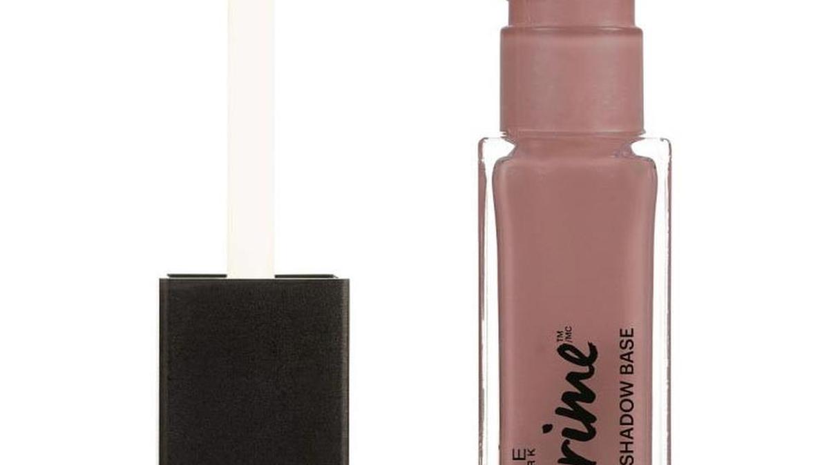 Maybelline Master Prime Long-Lasting Eyeshadow Base in Prime + Matte, $7.99, Walgreens