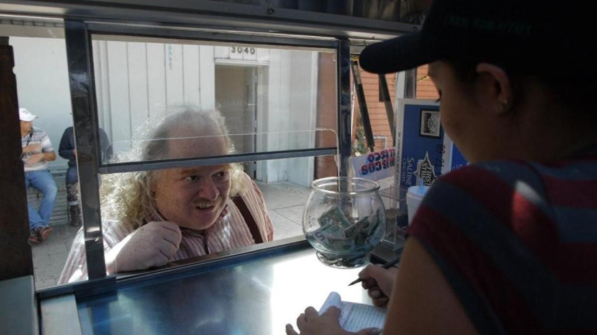 Food critic Jonathan Gold in “City of Gold”
