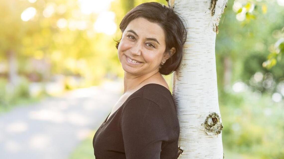 Author deals with gender gracefully