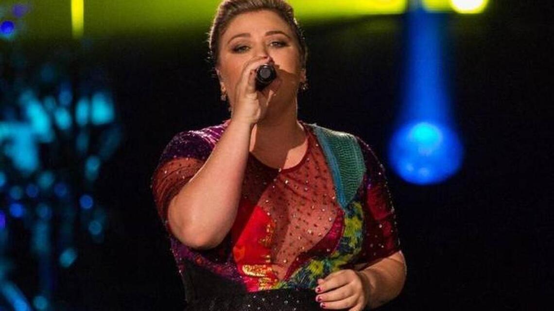 Kelly Clarkson thanks ‘American Idol’ with tweet