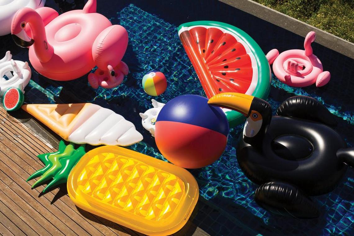 SunnyLife pool inflatables