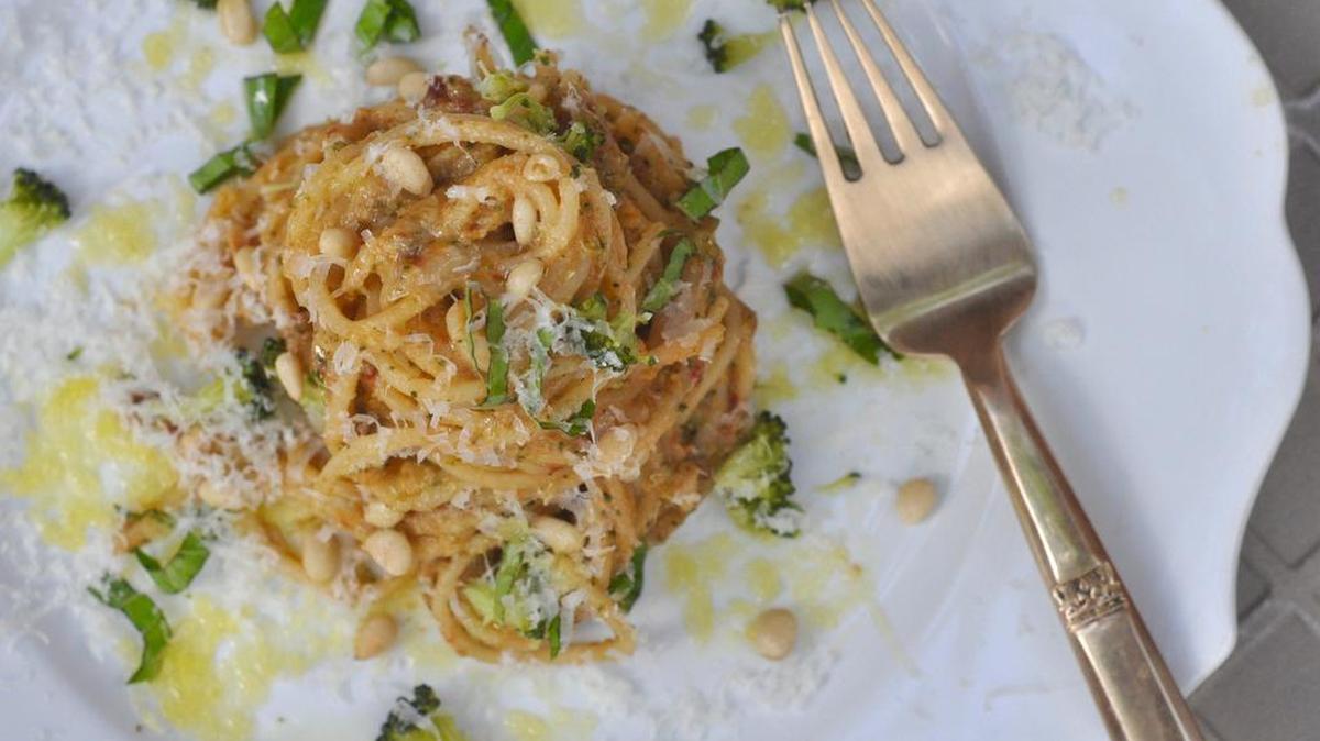 Fresh broccoli pairs nicely with pine nuts and fresh basil in broccoli pesto pasta.