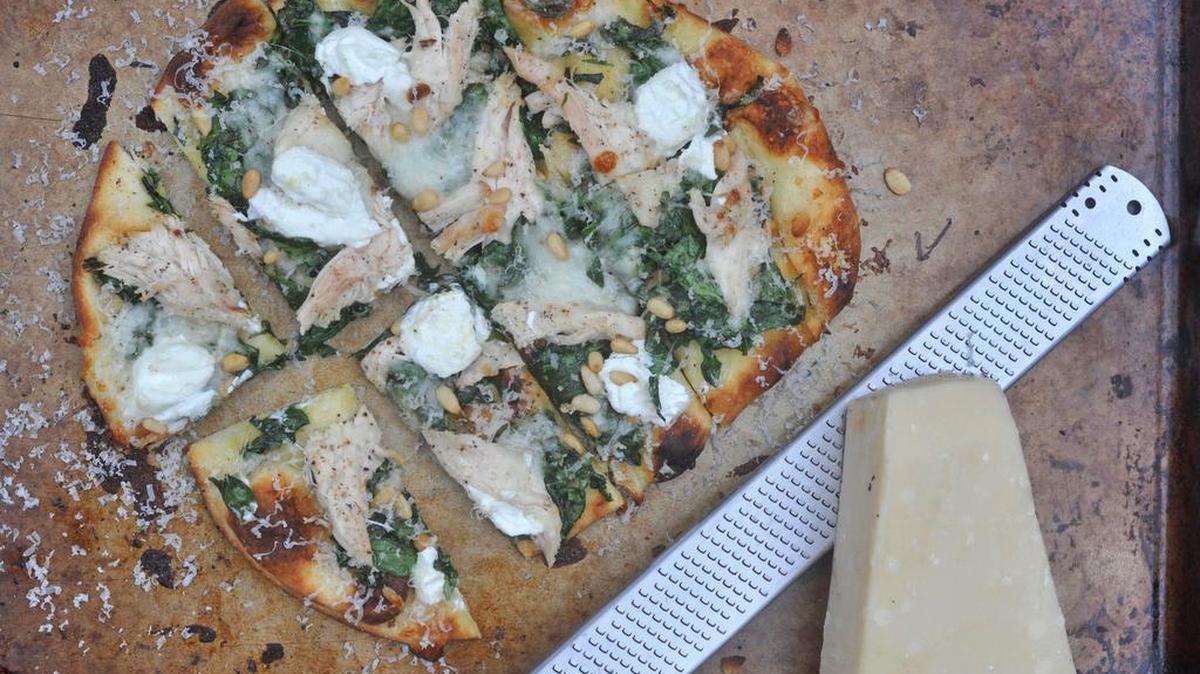 The fastest way to use up last night’s rotisserie chicken? Right here — in this flatbread pizza recipe.