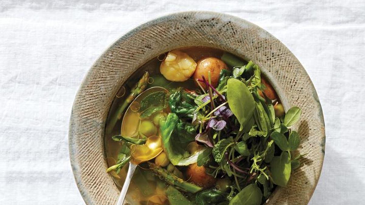 You can taste the freshness in every bite when you tuck into this flavorful Spring-Greens Tonic.