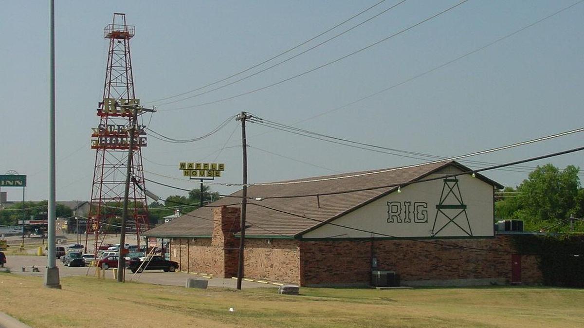 The Rig has been a mainstay along I-35 in south Fort Worth for 35 years.
