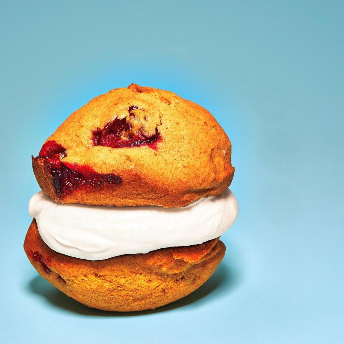 Pumpkin whoopie pies with dulce de leche filling