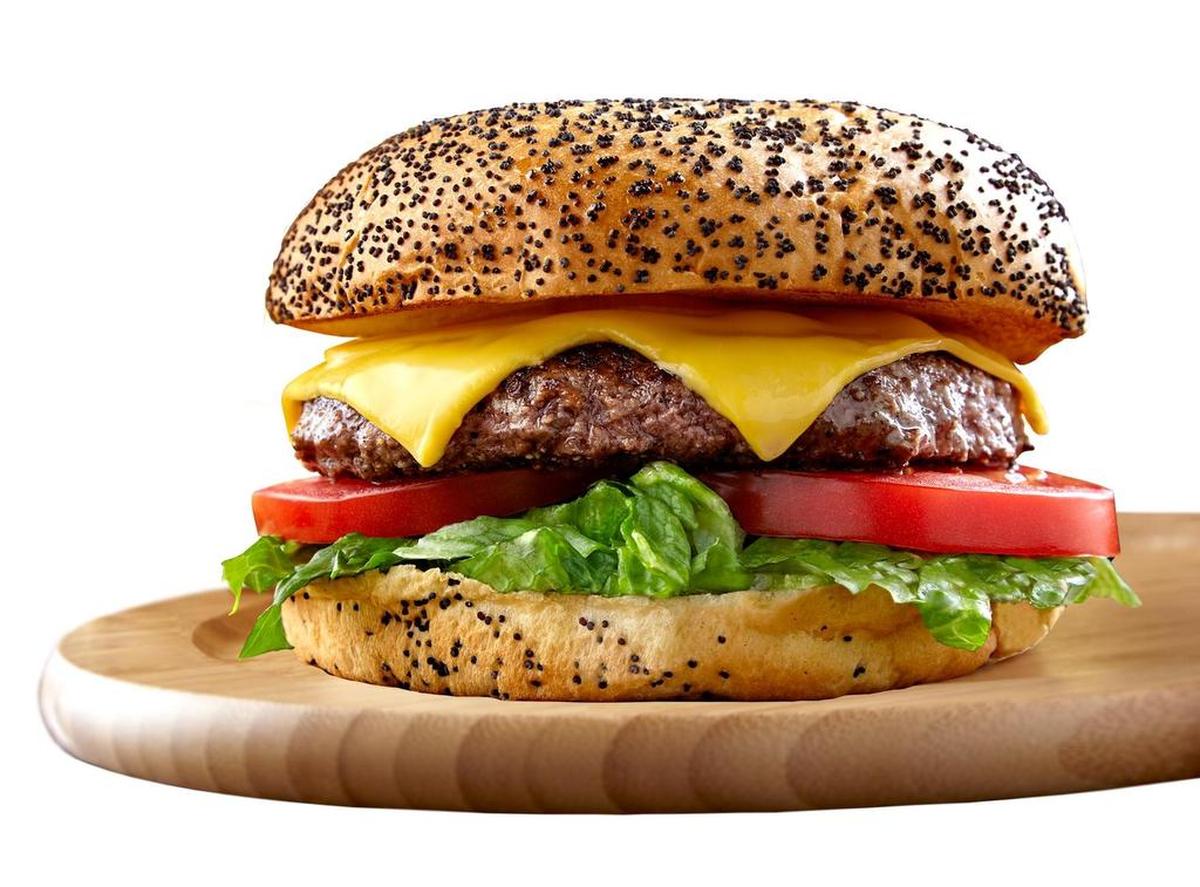 Snuffer’s cheeseburger