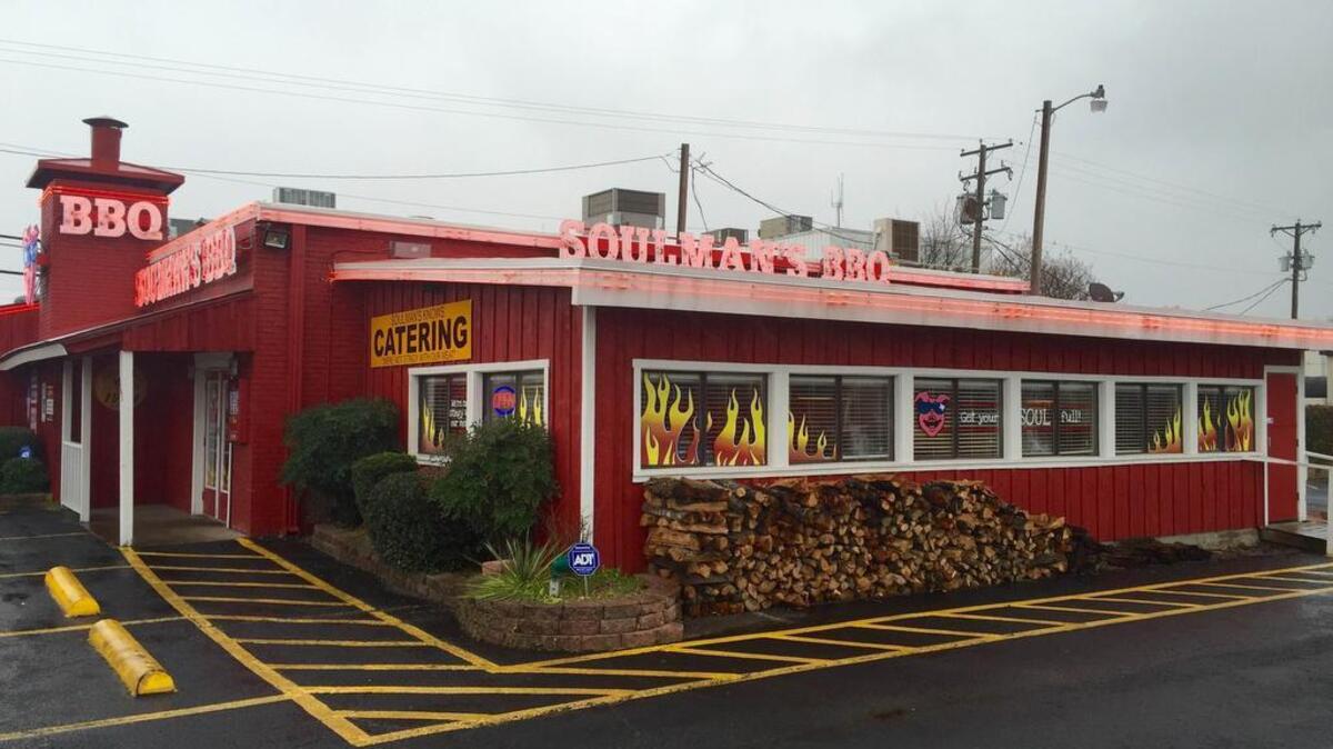 Soulman’s took over a 50-year-old barbecue landmark in Hurst.