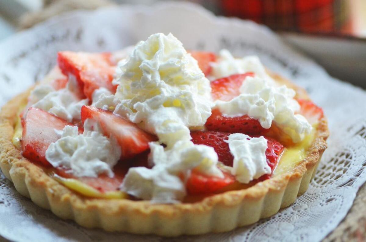 Tailgating tarts can be made in advance, then get a quick squirt of whipped cream when it’s time to serve.