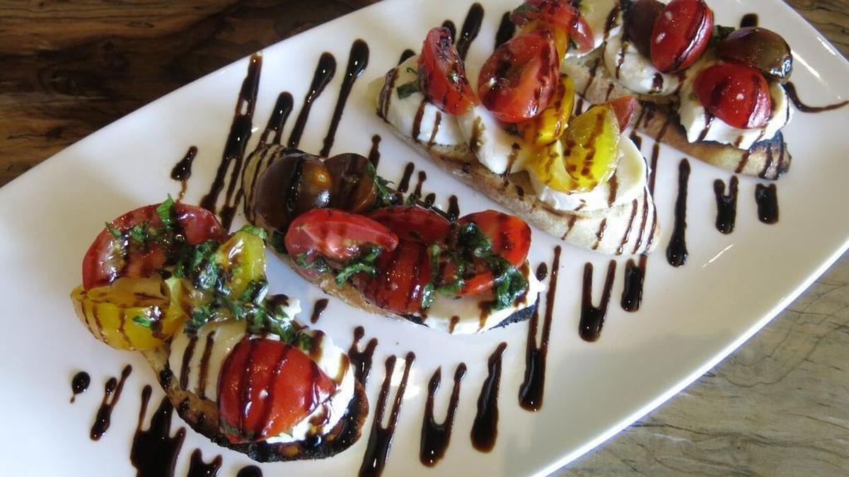 Tomato bruschetta at R Bar & Grill.