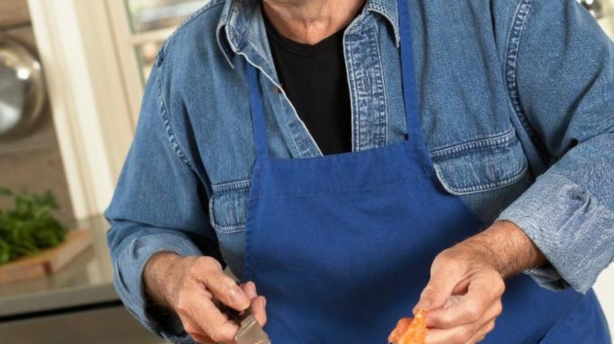Chef Jacques Pépin says he prefers that the emphasis be on the food itself and not its appearance.