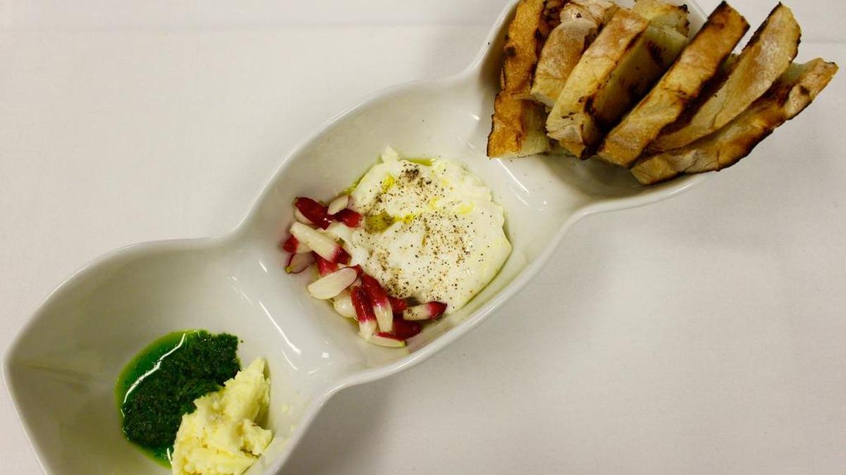 Burrata-Mozzarella at Grace
