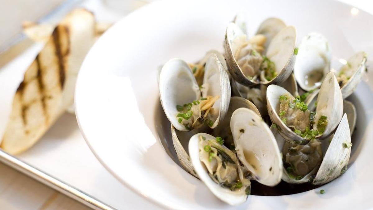 A file photo of Shiner steamed clams at the Dive Oyster Bar in Fort Worth, which announced on Facebook in November that it has closed.