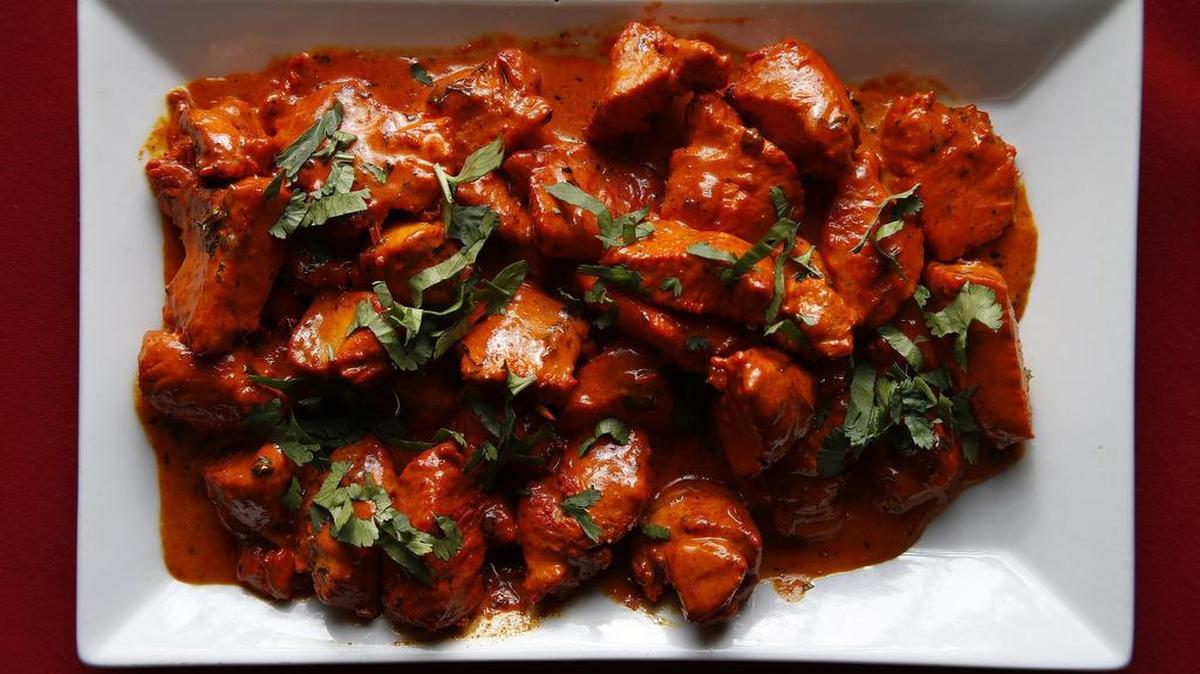 Butter chicken at Halal Grill in Arlington