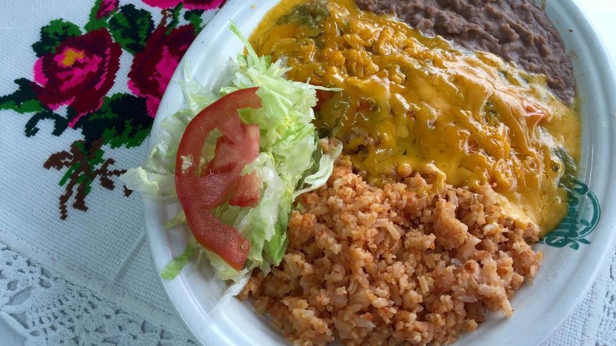 Chicken enchiladas with salsa verde at Los Zarapes.