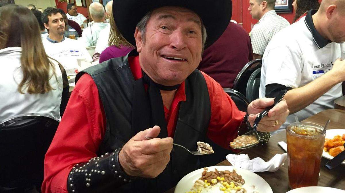 Dallas actor Burton Gilliam at West Side Cafe for Texas Chicken-Fried Steak Day.