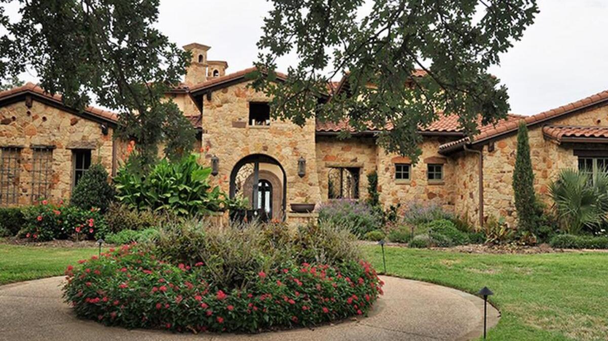 Five generous families will open their doors to tourists from 11 a.m. to 5 p.m. Dec. 4 for the Colleyville Woman’s Club Holiday Home Tour, now in its 32nd year.