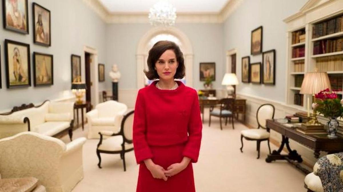 Natalie Portman stars as the first lady in ‘Jackie.’