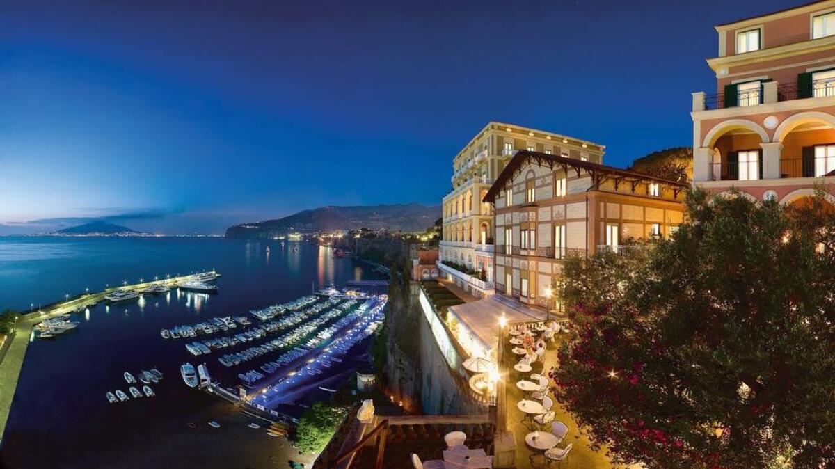 Royals and commoners have stayed at the Grand Hotel Excelsior Vittoria in Sorrento. It offers terrific views of the Gulf of Naples.