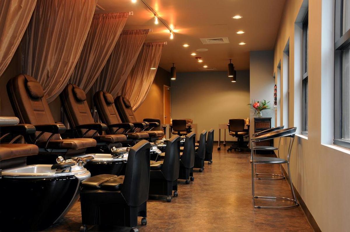 Daireds Nail Room